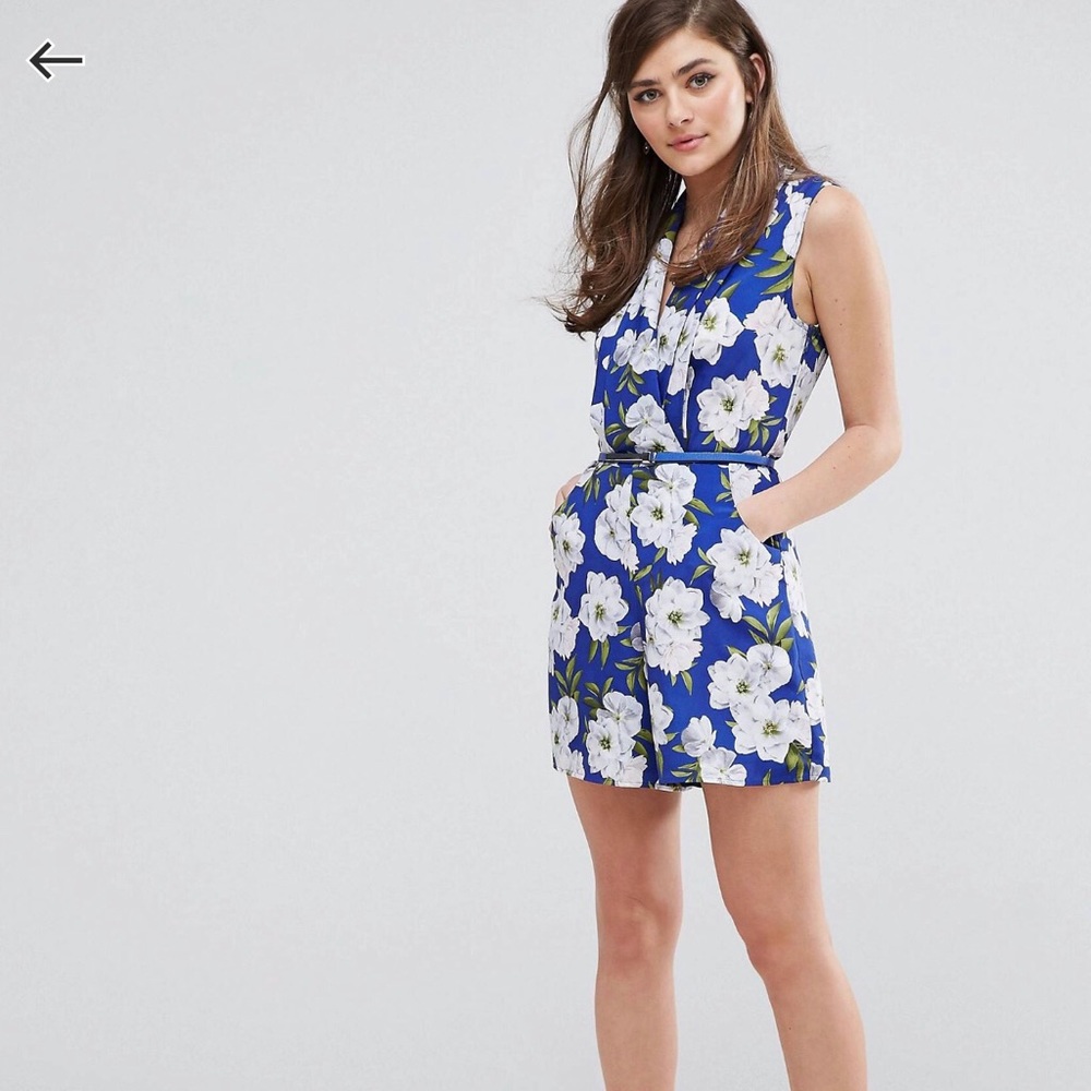 Oasis Floral Print Tie Waist Romper EUC